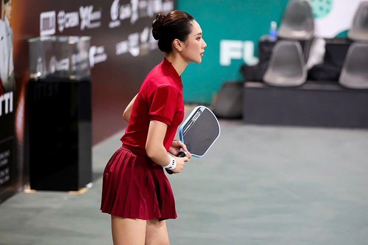 Người đẹp Lilly Luta lần đầu thi pickleball gây “sốt”, Moon Võ cùng lúc chơi 2 nội dung - 7