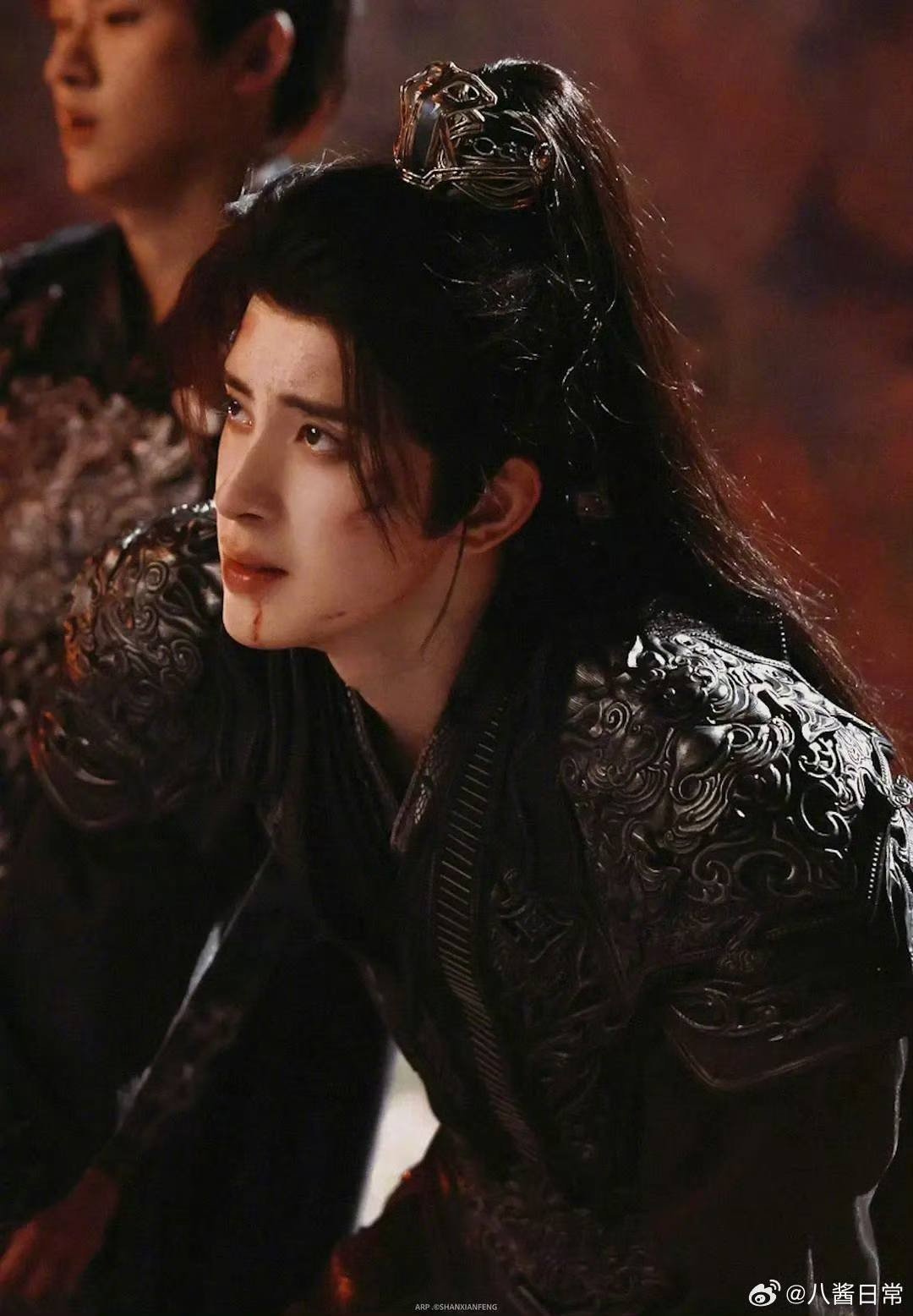 Đã có nhiều sao nam đóng vai tướng quân nhưng chưa ai bị soi như Trương Lăng Hách