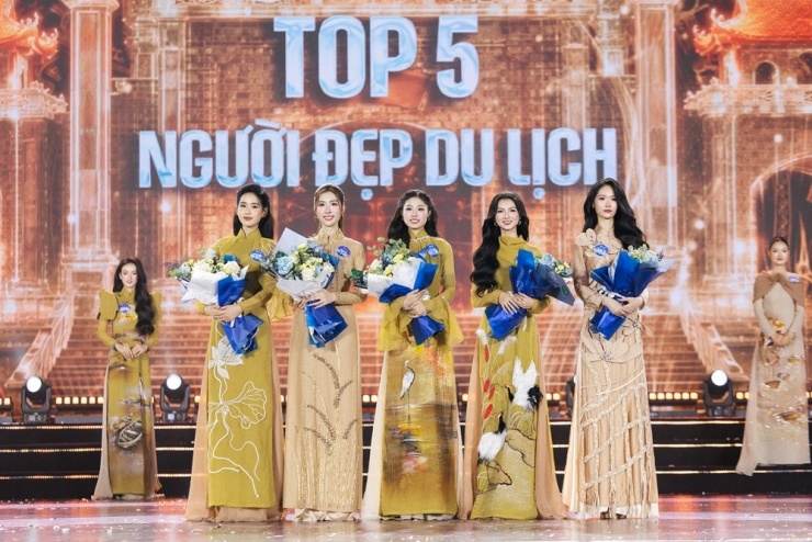 Top 5 phần thi "Người đẹp du lịch".