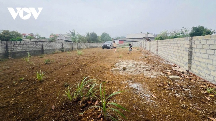 Đất nền Hà Nội giảm 4%, lãi suất vay chạm mốc 9%: Đã đến lúc xuống tiền? - 2