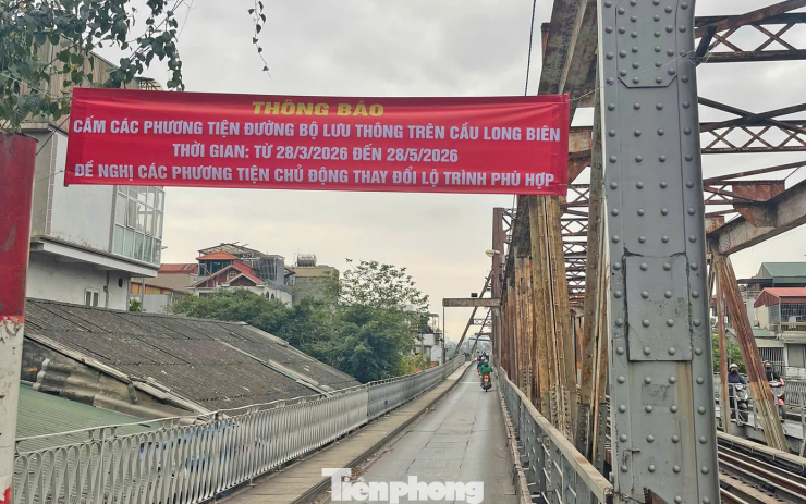 Cầu Long Biên hiện tại. Ảnh: Lộc Liên.