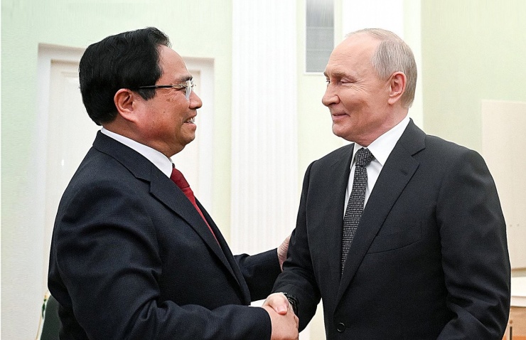 Thủ tướng Phạm Minh Chính hội kiến Tổng thống Nga Putin. Ảnh: VGP