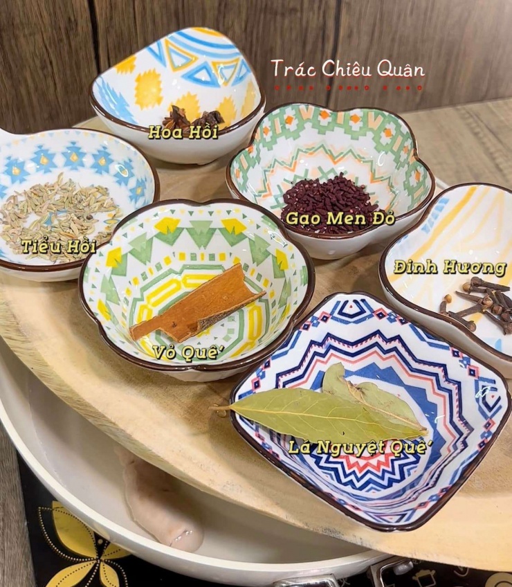 Cách làm lòng già chiên giòn: Gia vị