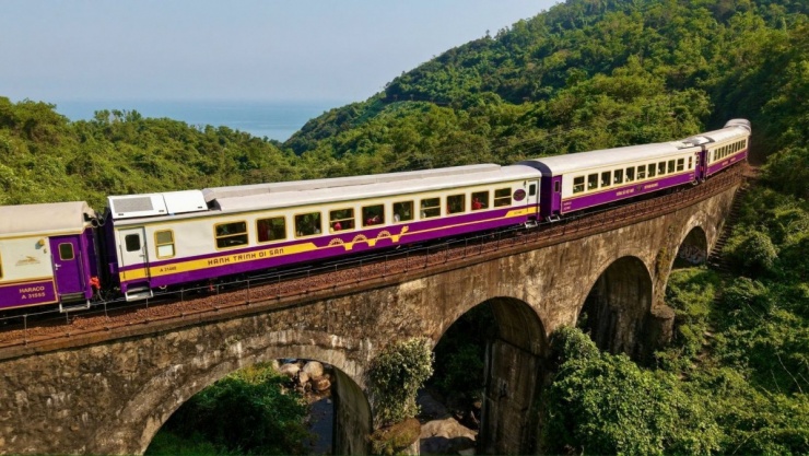 Cung đường sắt Huế - Đà Nẵng là cung đường sắt đẹp nhất Việt Nam
