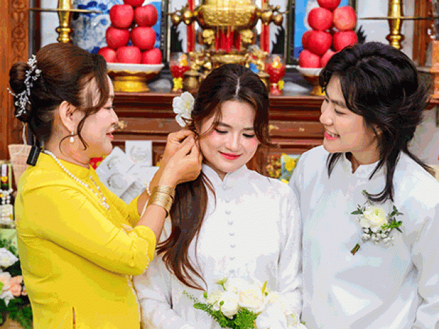 Đám cưới ‘không chú rể’ ở TPHCM, mẹ cô dâu nói lời xúc động