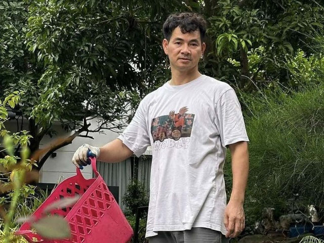 Cục trưởng Xuân Bắc vui thú điền viên ở nhà ngoại ô