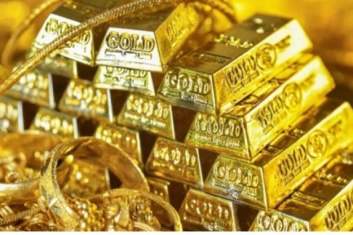 Hy hữu: Mẹ cất tiền vàng trong tủ lạnh cũ, con trai không biết đem bán sắt vụn