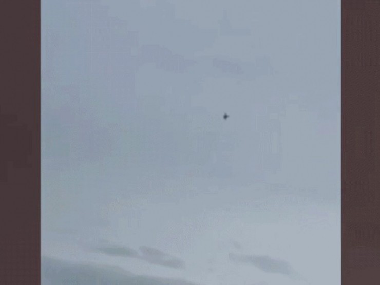 Iran công bố video tên lửa 'bắn trúng tiêm kích Mỹ'