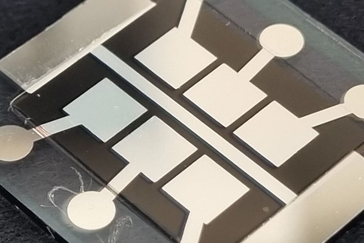 Bí quyết đã giúp mở đường cho pin mặt trời tự vá các vết nứt, ít nhất ở môi trường không gian.