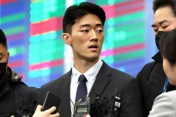 Cháu trai cựu Tổng thống Hàn 'gây bão' với webtoon vạch trần góc khuất gia đình