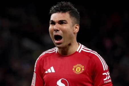 Tương lai của Casemiro khi rời MU: Sang Ả Rập đấu Ronaldo hay về đội Messi?