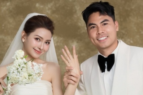 Phong cách vợ MC của cầu thủ Đức Huy