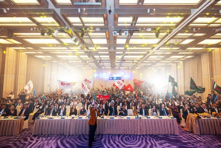 Gần 1.000 chiến binh “bùng nổ” tại sự kiện đào tạo chuyên sâu dự án Hiep Phuoc Premia