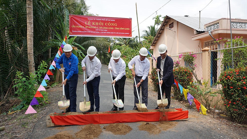 LG Electronics Việt Nam tiếp tục tham gia các hoạt động trách nhiệm xã hội thông qua việc đồng hành xây dựng cầu dân sinh tại tỉnh Vĩnh Long
