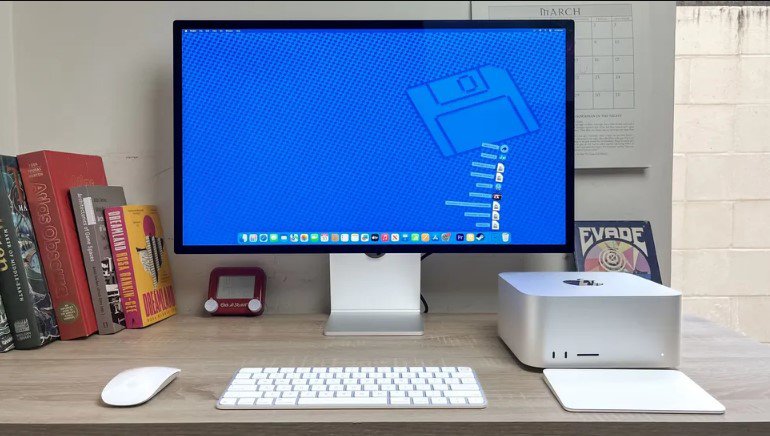 Apple Mac Studio M4 Max.