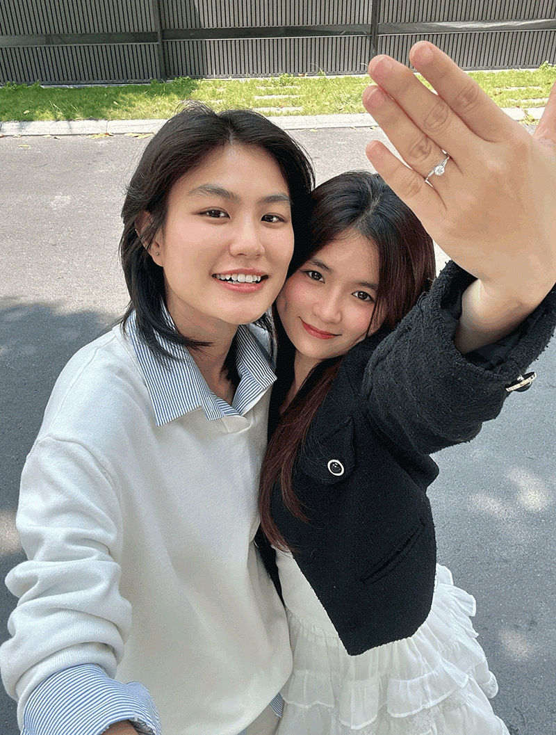 Cặp đôi cầu hôn trong dịp kỷ niệm 14 năm bên nhau 