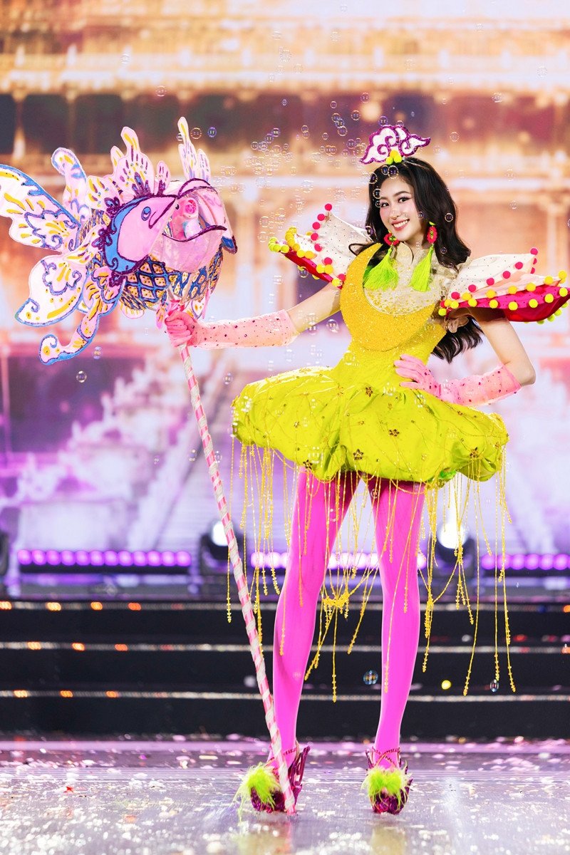 Các mỹ nữ sexy hết cỡ với bikini, Việt Nam đăng cai Miss World lần thứ 73 - 12