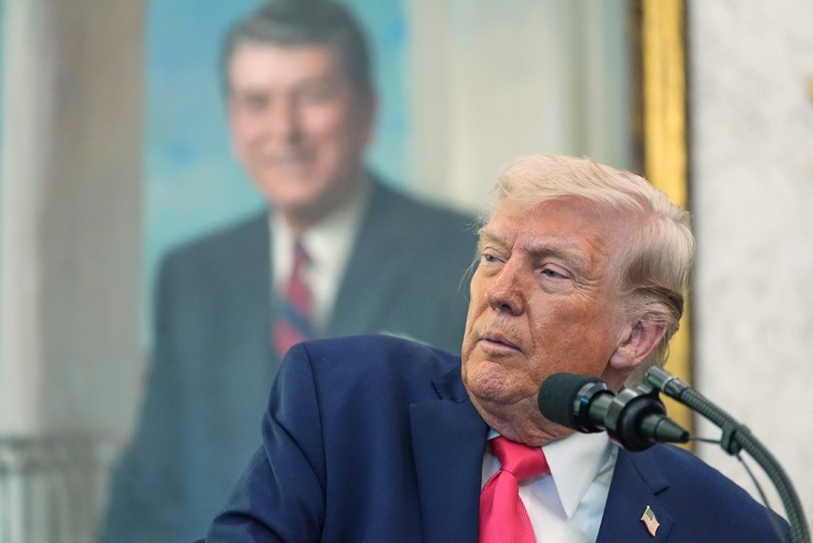 Mỹ tiếp tục tạm hoãn tấn công vào các cơ sở năng lượng của Iran thêm 10 ngày - 1