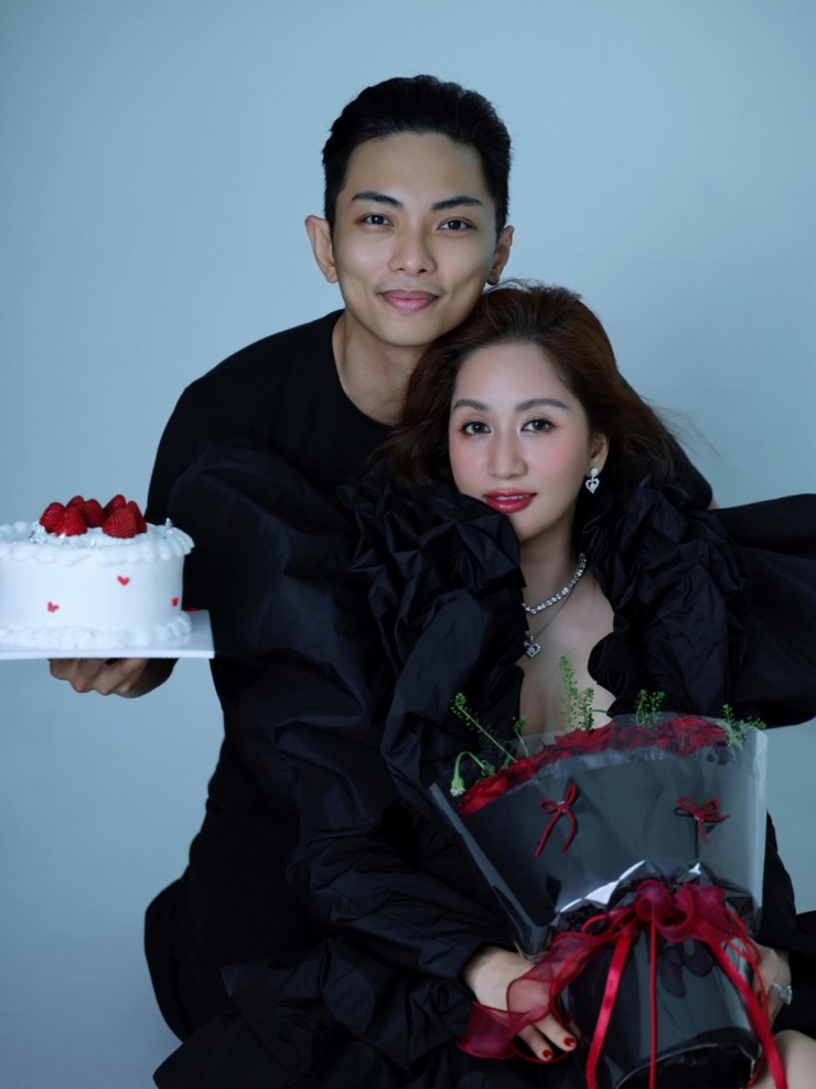 Ảnh sao 27/3: Hội bạn thân Trấn Thành về quê Hari Won - 8