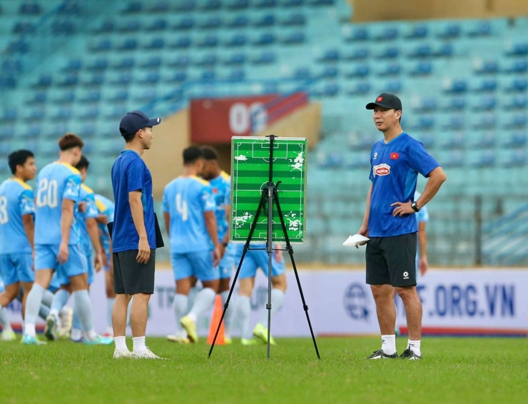“Ma thuật đen” của HLV Kim Sang-sik cùng ĐT Việt Nam: Bất bại 16 trận, chỉ hoà 2, thắng tới 14 - 1
