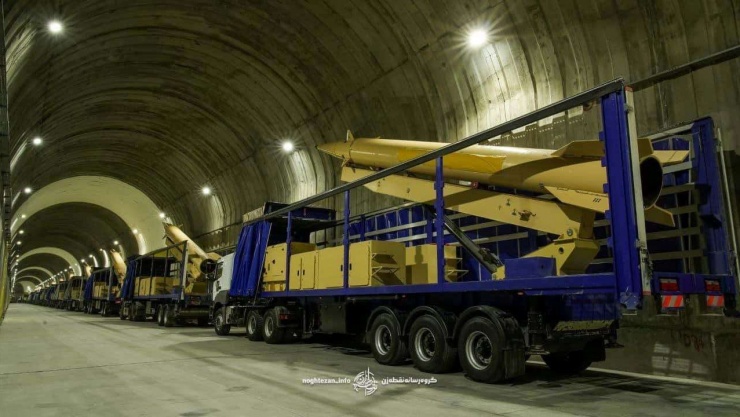 Bí mật "thành phố tên lửa" Iran, bom xuyên phá mạnh nhất của Mỹ cũng không thể hủy diệt - 2