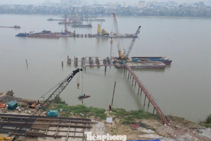 Dự án cầu Trần Hưng Đạo đang thành hình