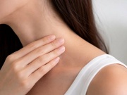 Đi khám u cổ, cô gái sốc phát hiện mắc ung thư dạ dày di căn