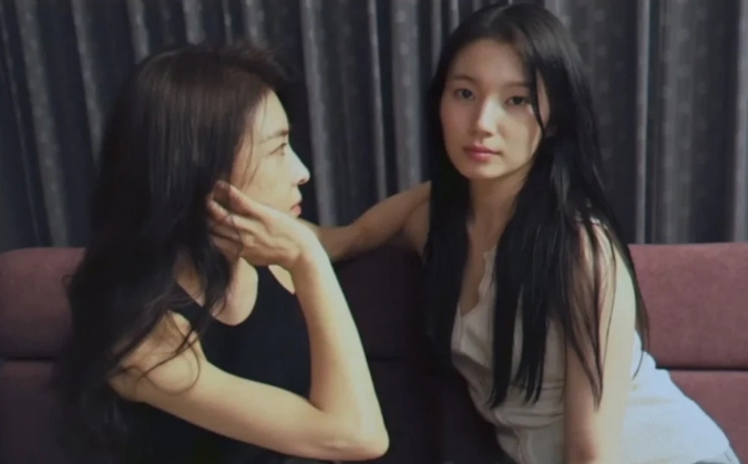 Ha Ji Won và bạn diễn trong