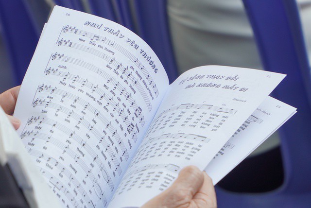 Hàng ngàn người tiễn Đức Hồng y Gioan Baotixita Phạm Minh Mẫn - 13