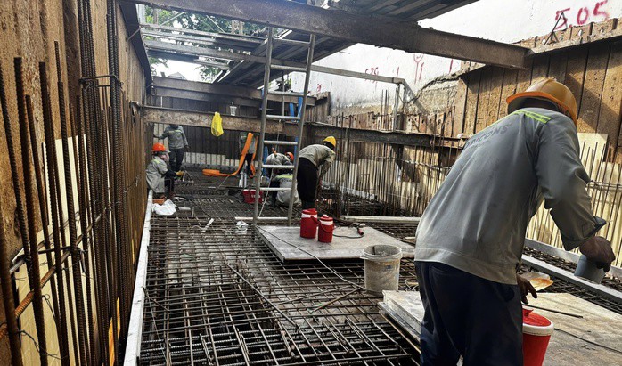 Các công trình gặp khó khăn khi giá vật liệu xây dựng leo thang