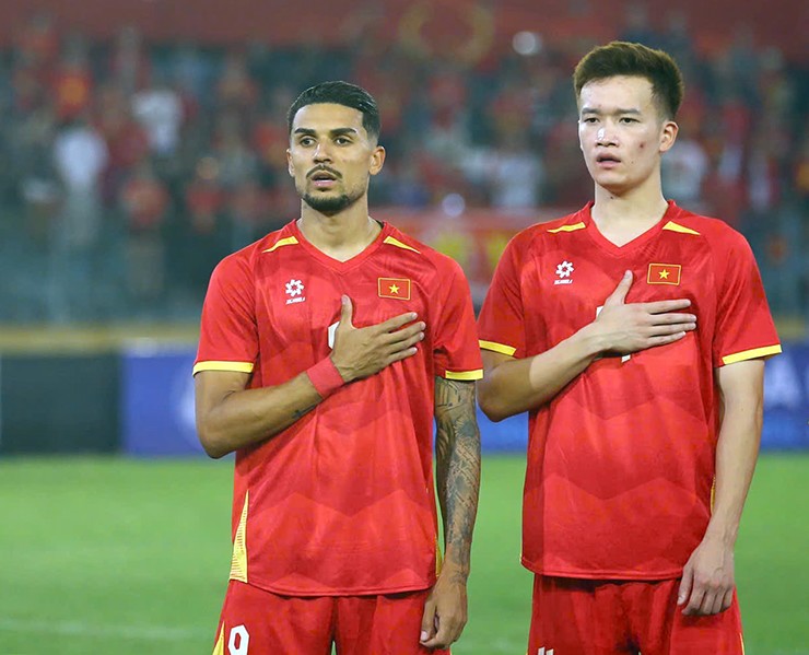 Hoàng Đức dành nhiều lời khen cho Hoàng Hên.