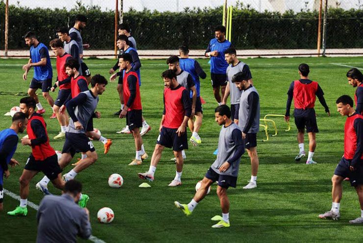 Buổi tập huấn của ĐT bóng đá nam Iran