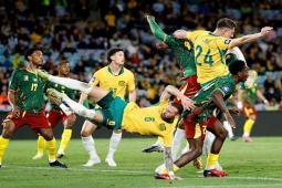 Video bóng đá Australia - Cameroon: Đòn quyết định phút 85