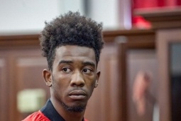 Bắt tạm giam nam ca sĩ 29 tuổi