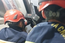 Người đàn ông bị mắc kẹt trong thang máy ở Phú Thọ đã tử vong