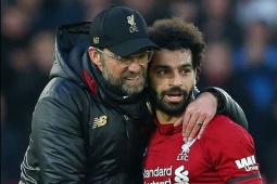 Tin mới nhất bóng đá chiều 27/3: Klopp coi Salah như 1 trong những huyền thoại vĩ đại nhất