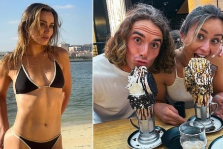 "Họa mi" tennis xuống dốc sau khi chia tay nam thần, rối loạn vì âm thanh "lạ" trong đầu