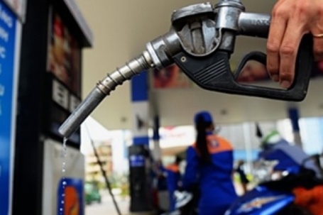 Giảm toàn bộ thuế với xăng, dầu và nhiên liệu bay