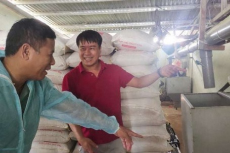 Bỏ ra 30 tỷ lắp điện mặt trời trên chuồng gà, chủ trang trại tiết kiệm hàng tỷ tiền điện, giảm phát thải 8.000 tấn CO2