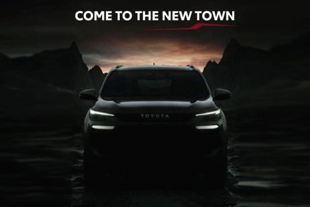 Toyota Fortuner thế hệ mới lộ ảnh