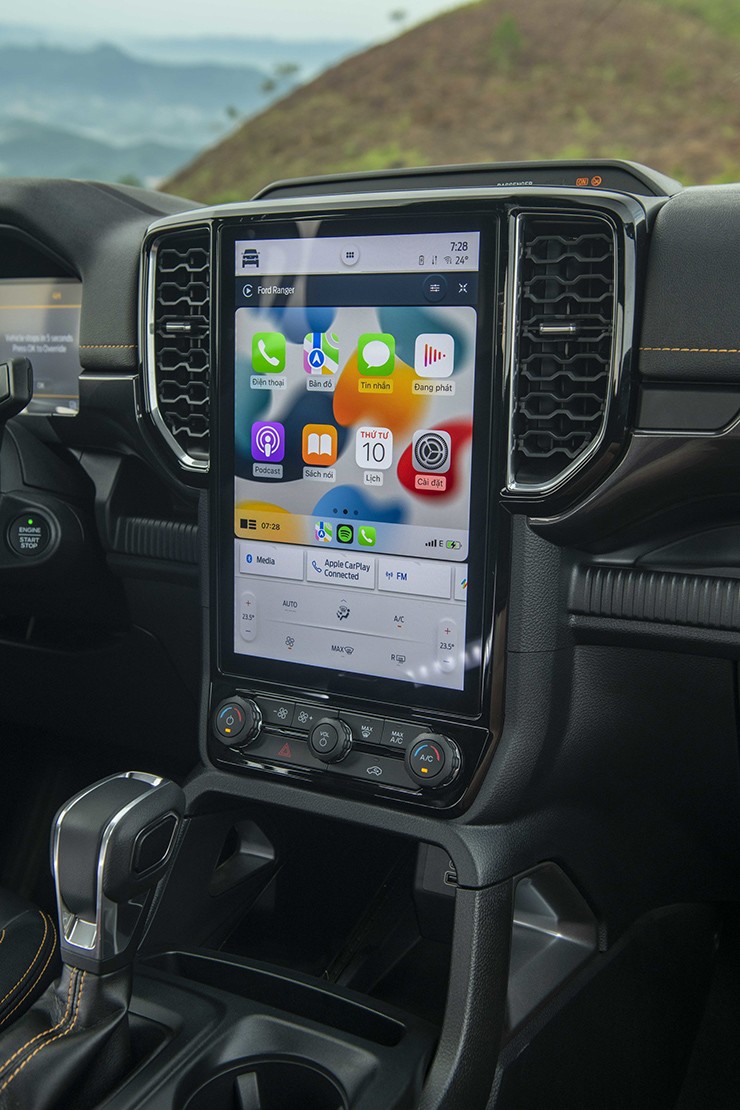 Giá xe bán tải Ford Ranger tháng 3/2026, tặng 50% phí trước bạ và Camera hành trình - 12