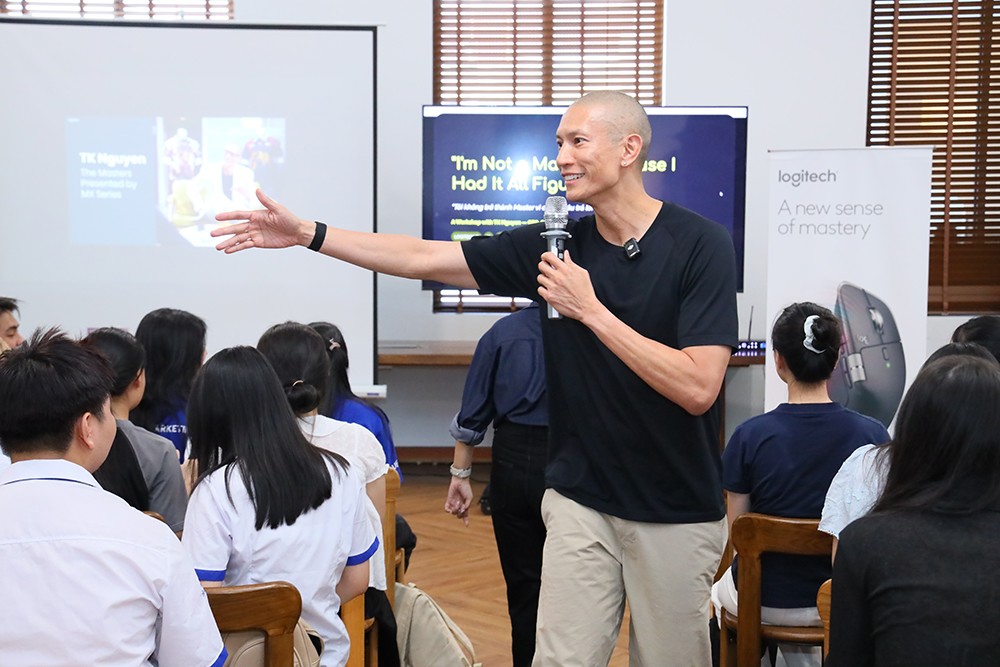 TK Nguyễn, một trong các “master” được giới thiệu bởi Logitech, tại workshop vừa qua.