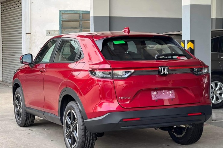 So sánh Honda HR-V với Toyota Yaris Cross, chọn xe nào hơn? - 10