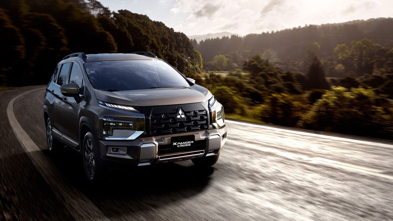 Top xe đa dụng 7 chỗ tiết kiệm xăng đáng mua hiện nay - 1