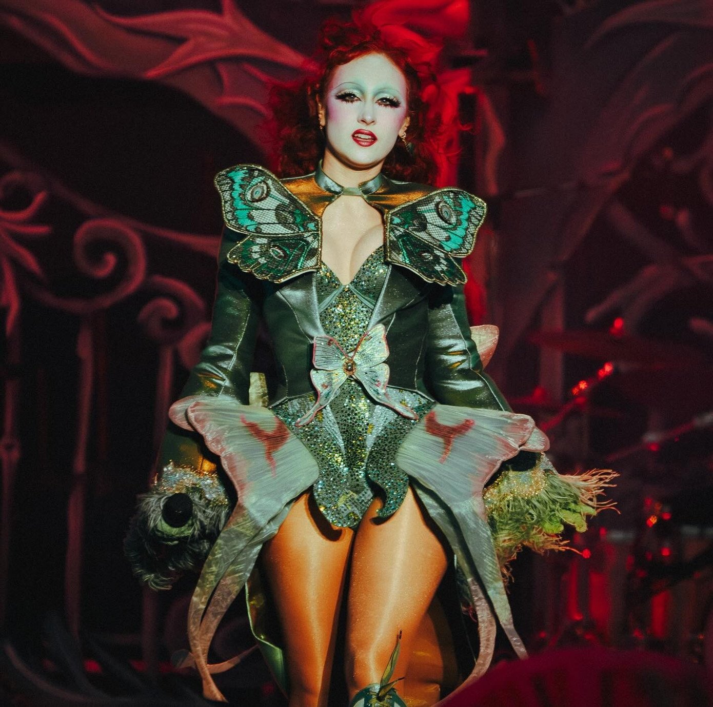 Chappell Roan: Ranh giới giữa cá tính nghệ sĩ và những bộ trang phục gây sốc - 6