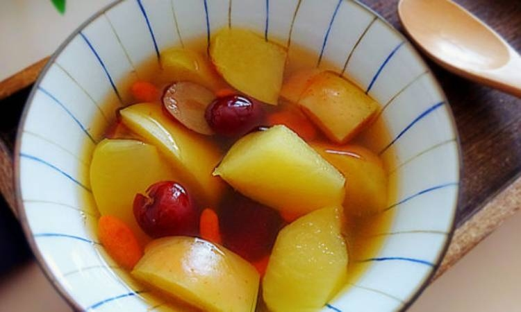 Cách ăn táo “tưởng lạ mà quen” rất tốt cho phổi, giúp giảm ho, loãng đàm và thở dễ hơn - 2