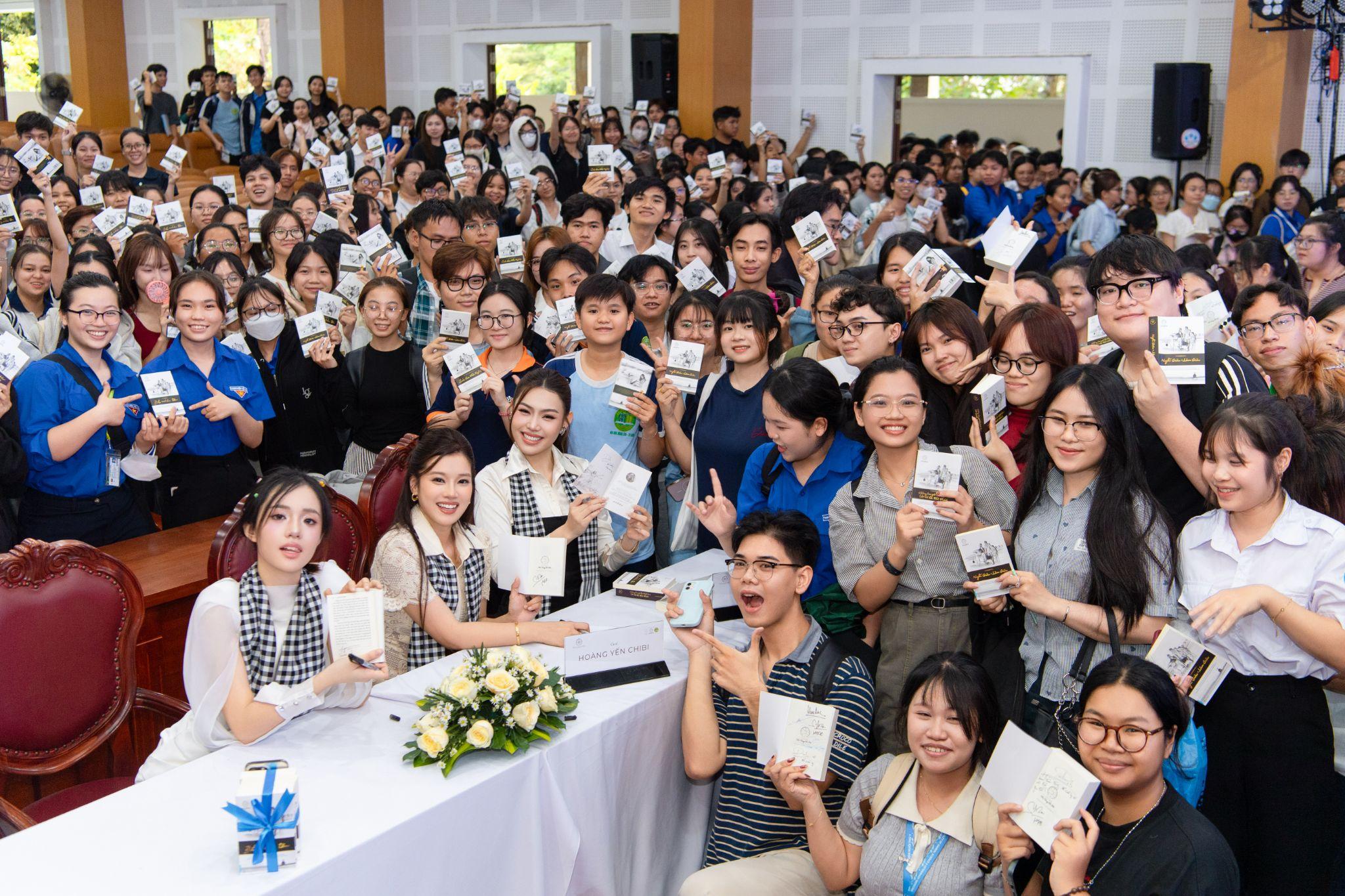 Các nghệ sĩ trẻ đồng hành cùng Hành trình Từ Trái Tim, lan tỏa chí lớn cho thế hệ mới - 8