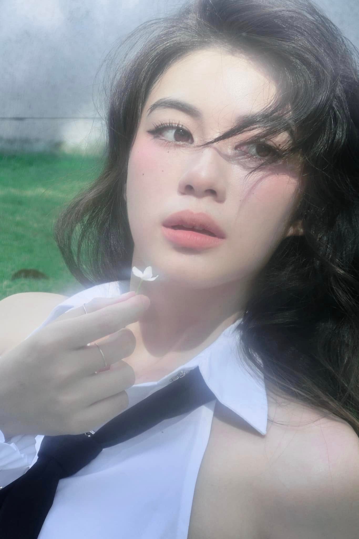 Nhan sắc bạn gái nam thần showbiz Việt - 14