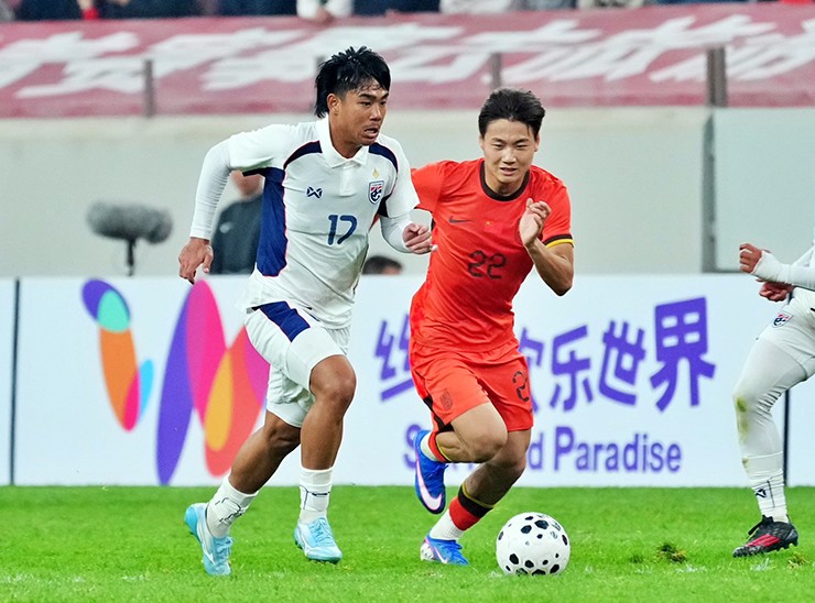 U23 Thái Lan bị U23 Trung Quốc cầm hoà 2-2 dù sớm dẫn trước 2 bàn trong hiệp một.