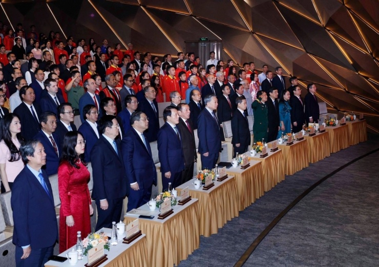 Các đại biểu dự Lễ kỷ niệm 80 năm Ngày truyền thống ngành thể dục thể thao Việt Nam (ảnh: Thống Nhất/TTXVN)